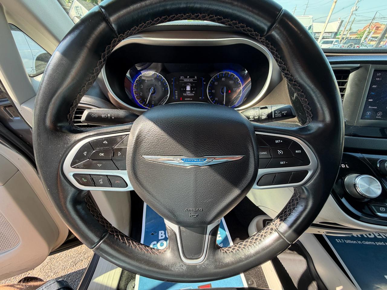 Chrysler Pacifica Touring L FWD 2018