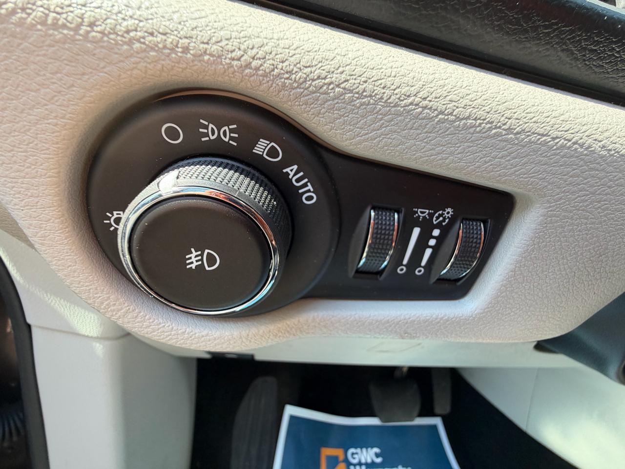 Chrysler Pacifica Touring L FWD 2018