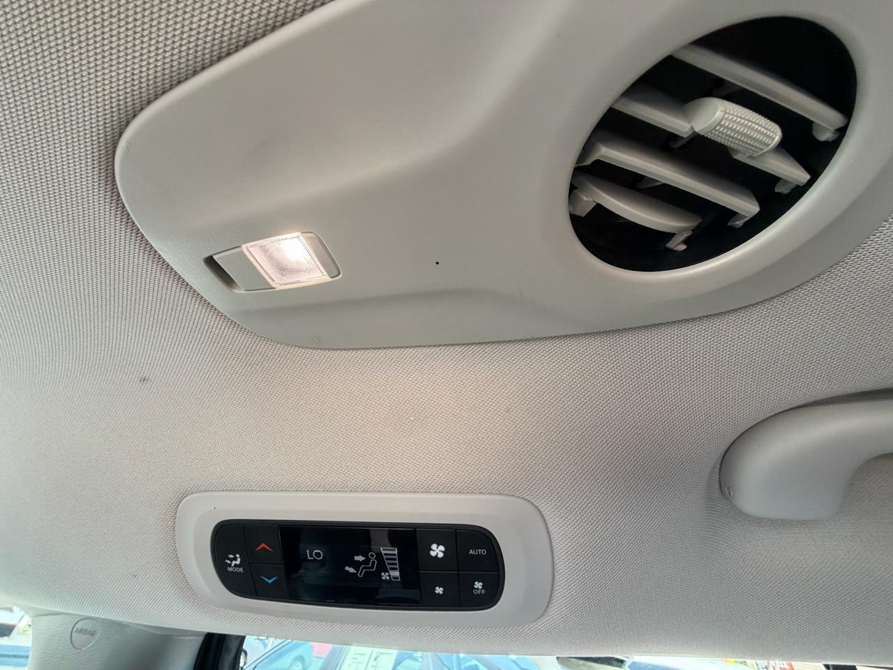Chrysler Pacifica Touring L FWD 2018