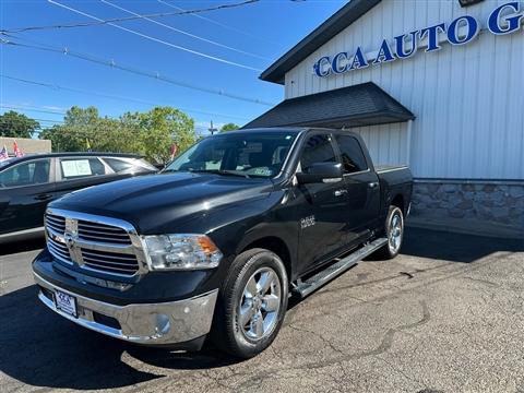 2017 RAM 1500 Big Horn 4x4 Crew Cab 5'7" Box