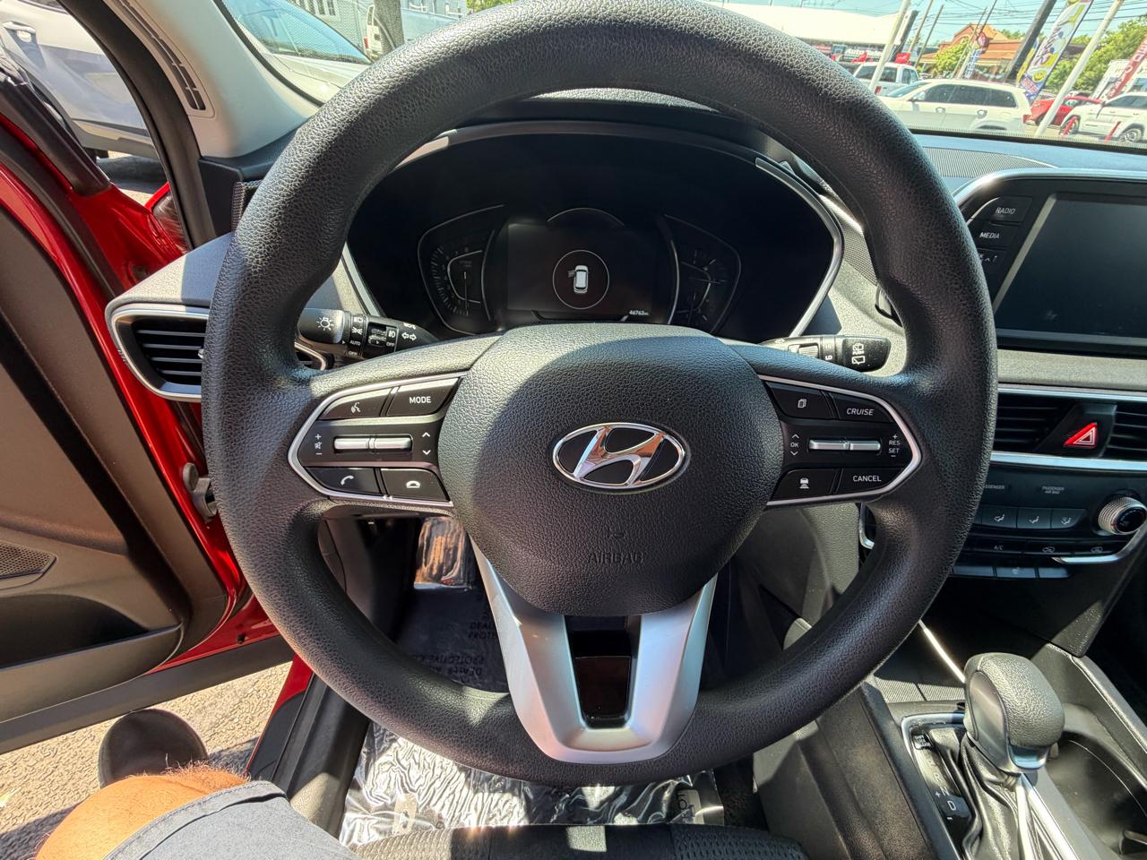 Hyundai Santa Fe SEL 2.4L Auto AWD 2019