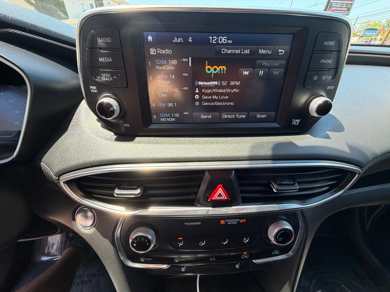 Hyundai Santa Fe SEL 2.4L Auto AWD 2019