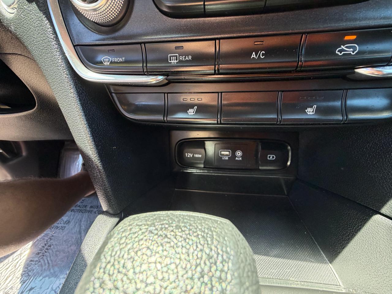 Hyundai Santa Fe SEL 2.4L Auto AWD 2019