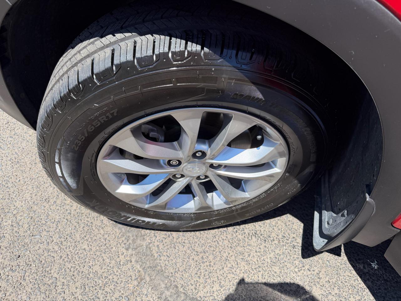 Hyundai Santa Fe SEL 2.4L Auto AWD 2019