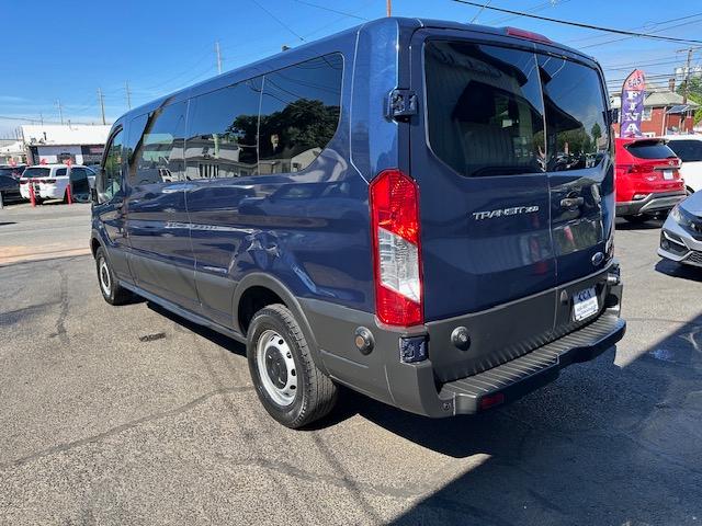 Ford Transit Passenger Wagon  2019