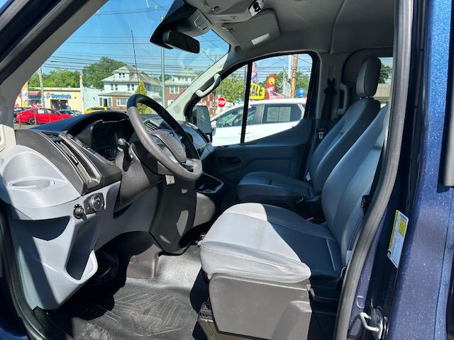 Ford Transit Passenger Wagon  2019