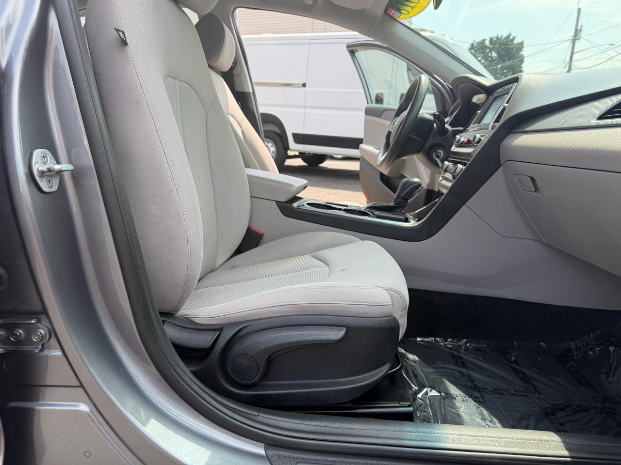 Hyundai Sonata SE 2.4L SULEV 2018