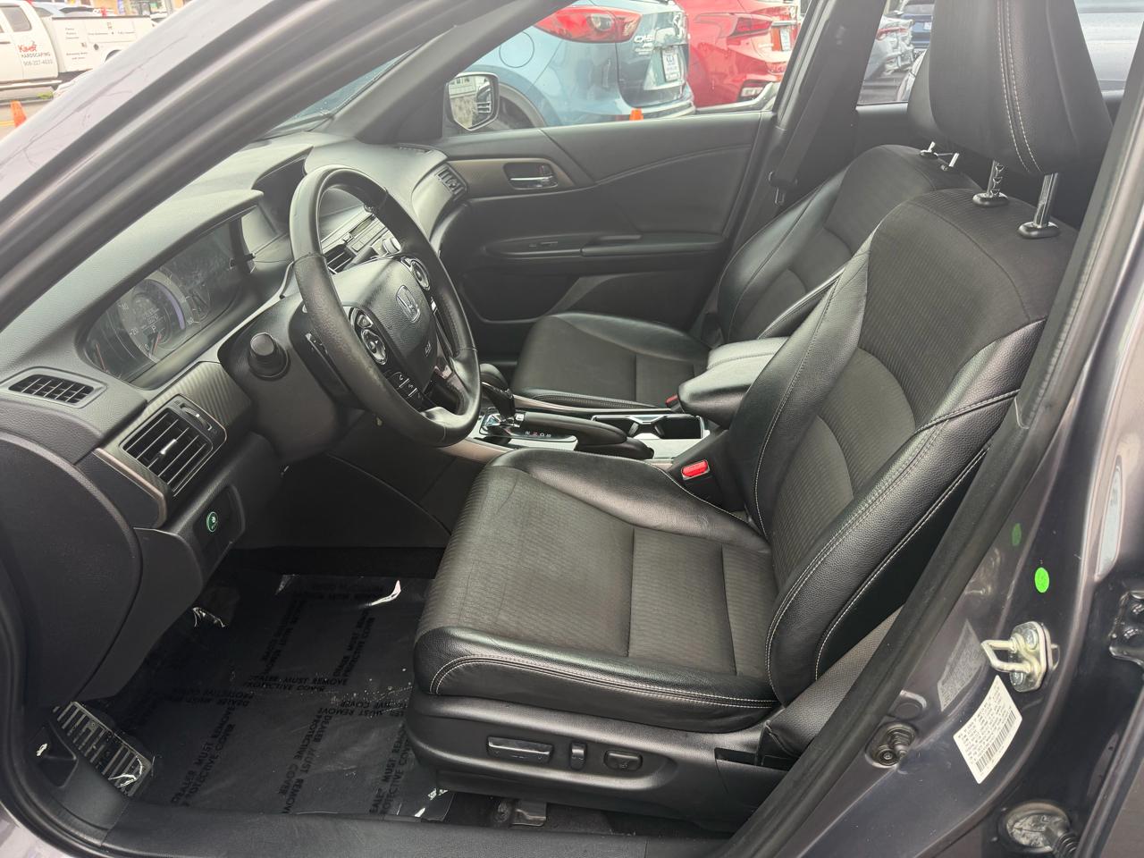 Honda Accord Sedan Sport CVT 2017
