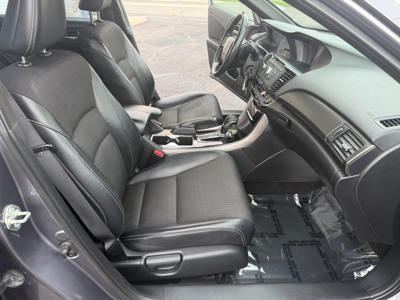Honda Accord Sedan Sport CVT 2017