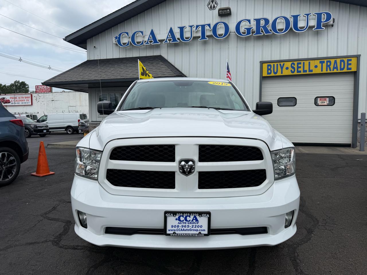 RAM 1500 Classic Express 4x4 Quad Cab 6'4" Box 2019