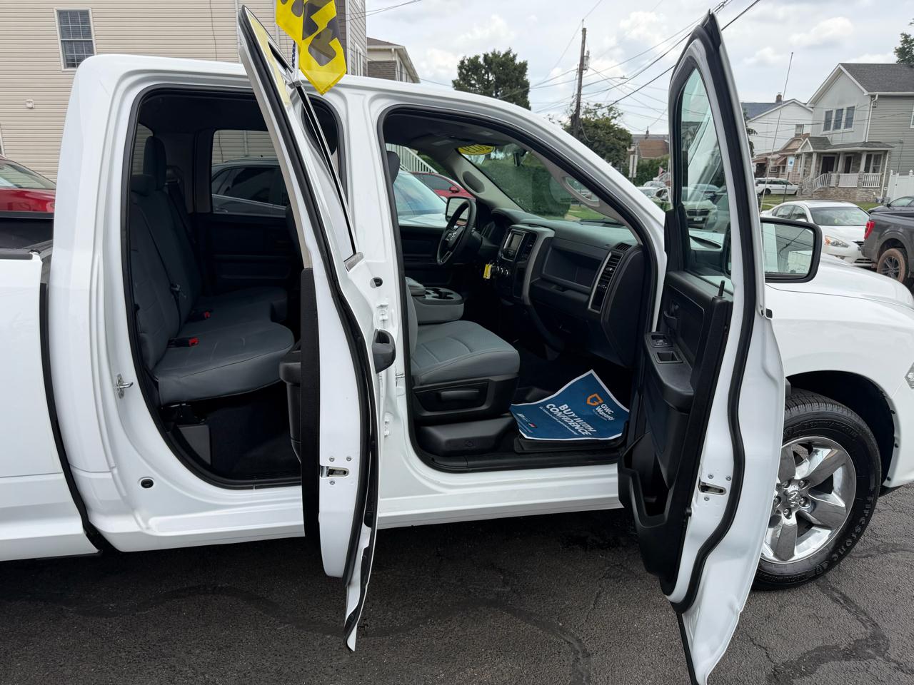 RAM 1500 Classic Express 4x4 Quad Cab 6'4" Box 2019