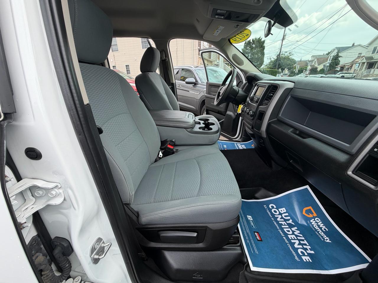 RAM 1500 Classic Express 4x4 Quad Cab 6'4" Box 2019