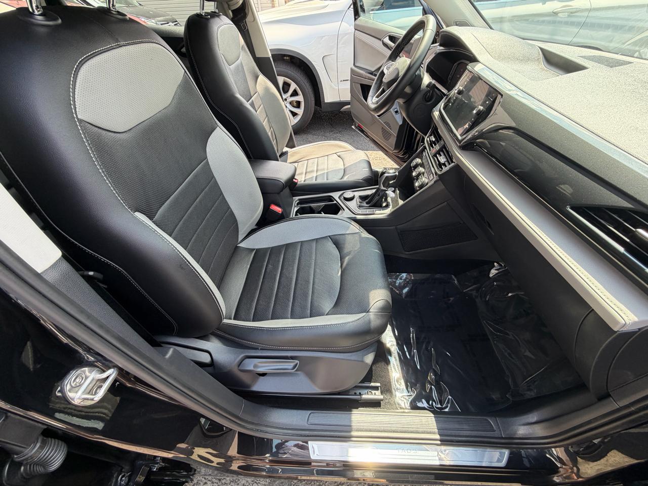 Volkswagen Taos SEL 4MOTION 2022