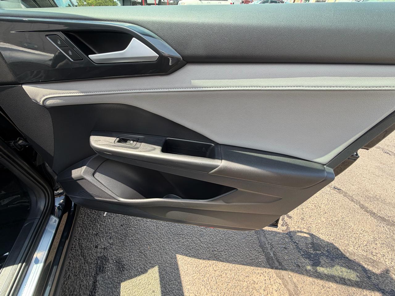 Volkswagen Taos SEL 4MOTION 2022
