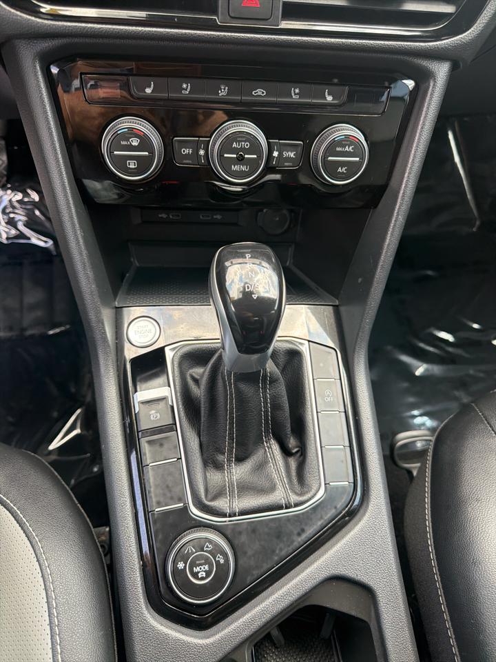Volkswagen Taos SEL 4MOTION 2022