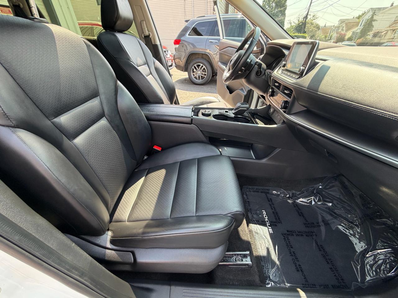 Nissan Rogue  2023