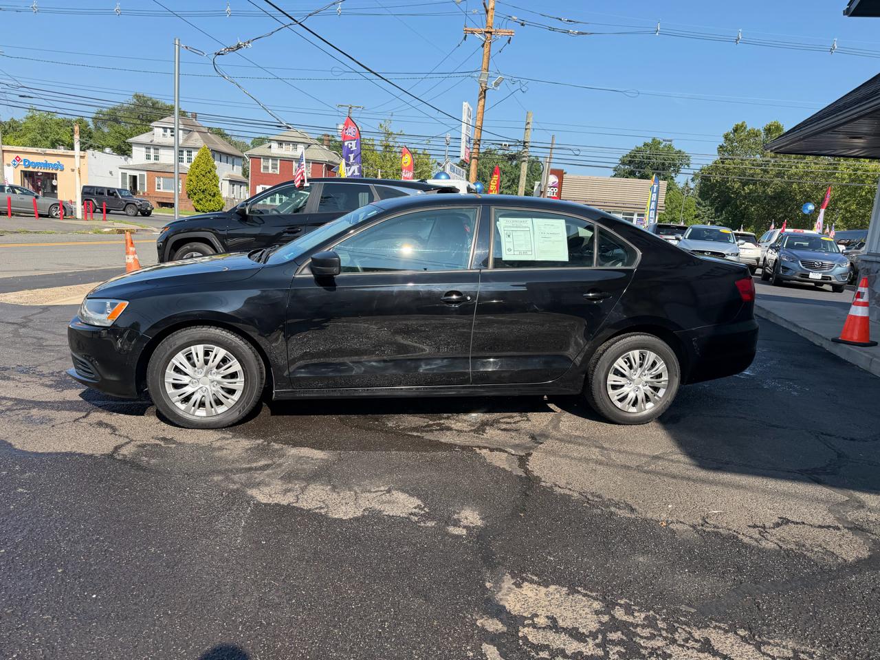 Volkswagen Jetta Sedan 4dr Auto S 2012