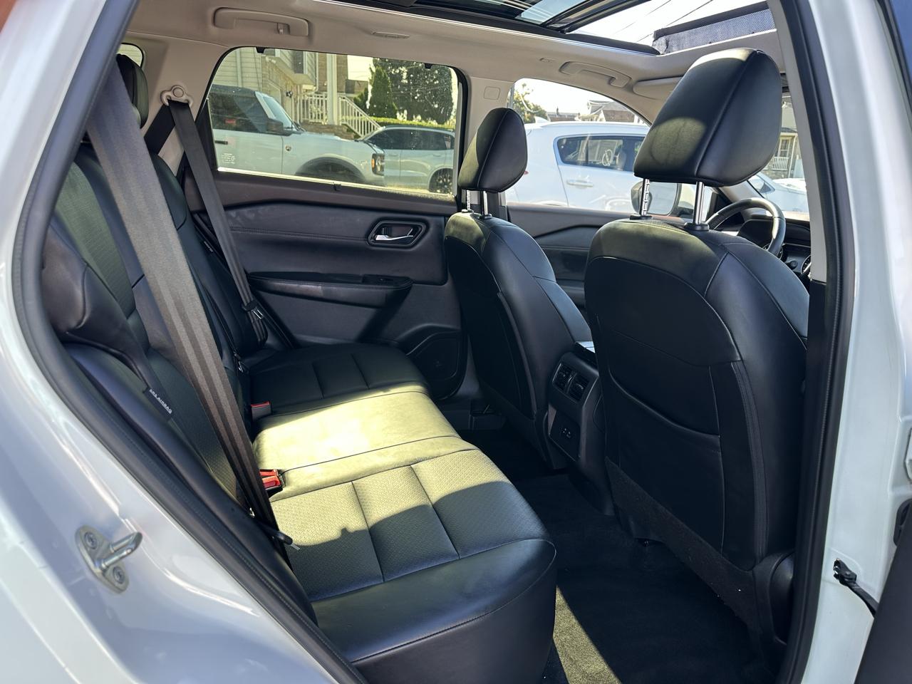 Nissan Rogue  2023