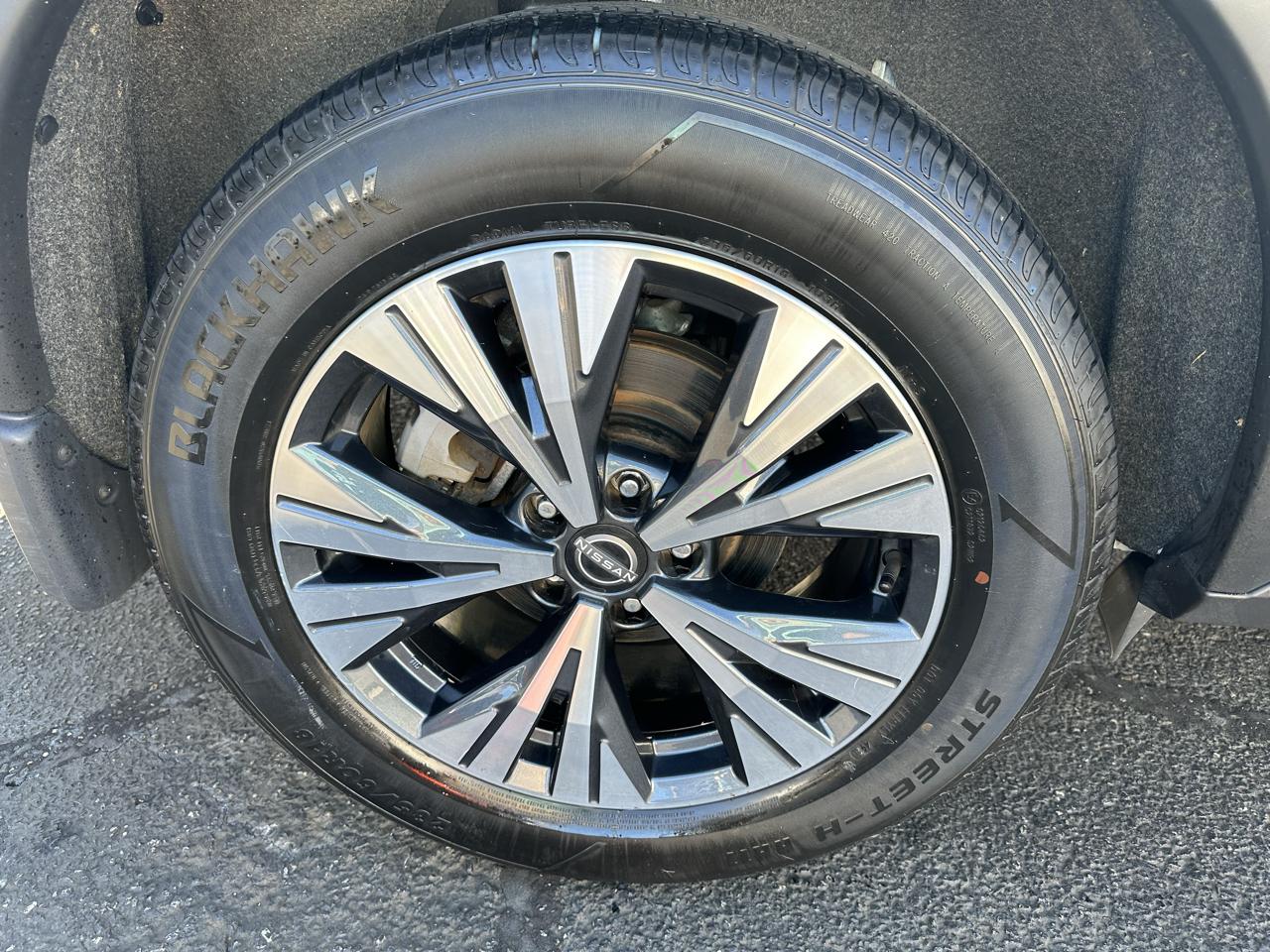 Nissan Rogue  2023