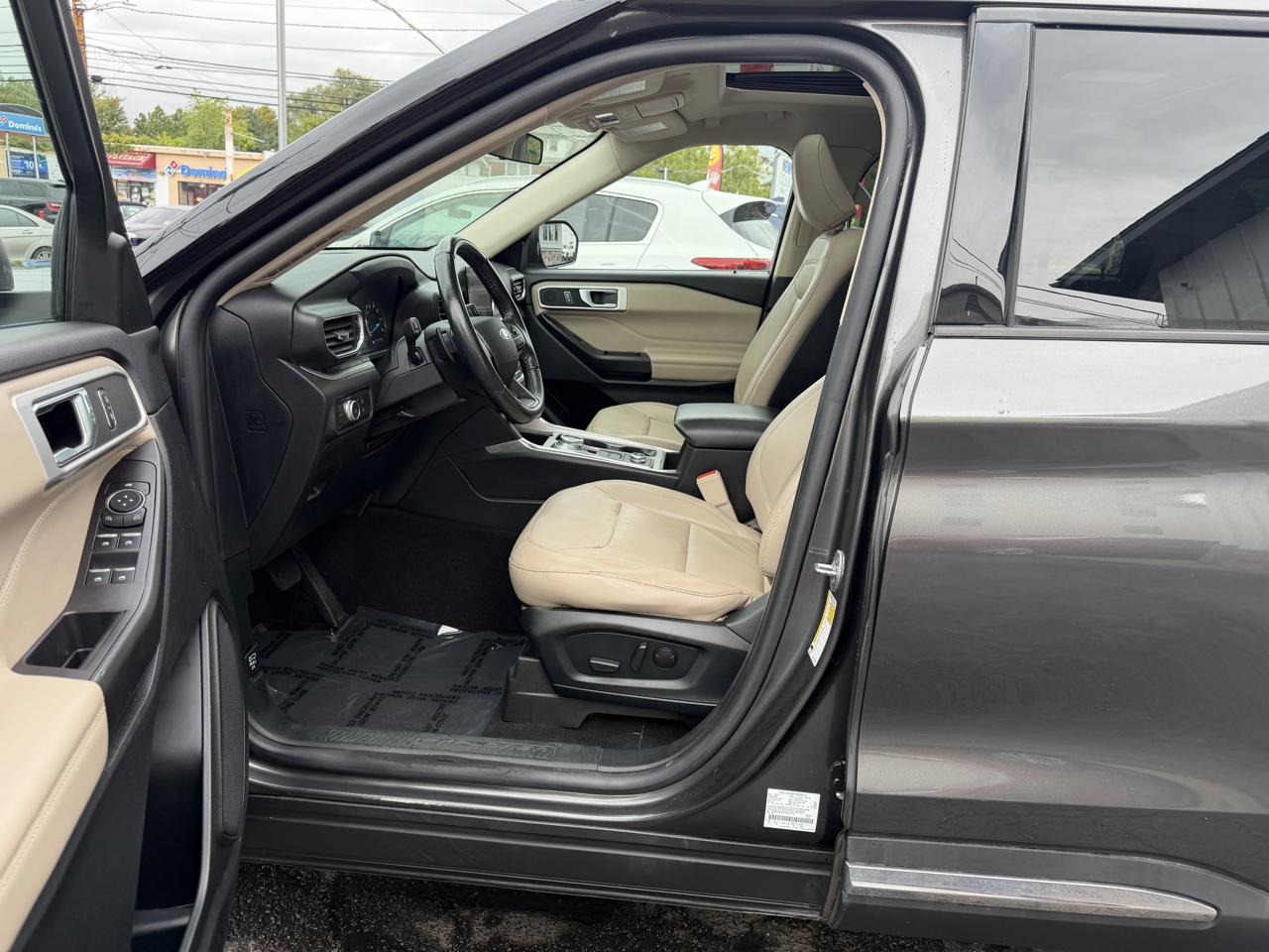Ford Explorer XLT 4WD 2020