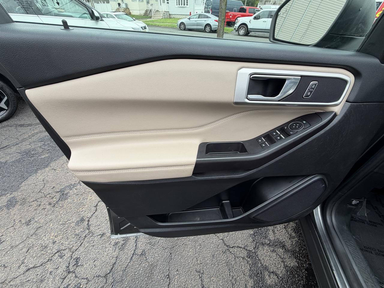 Ford Explorer XLT 4WD 2020