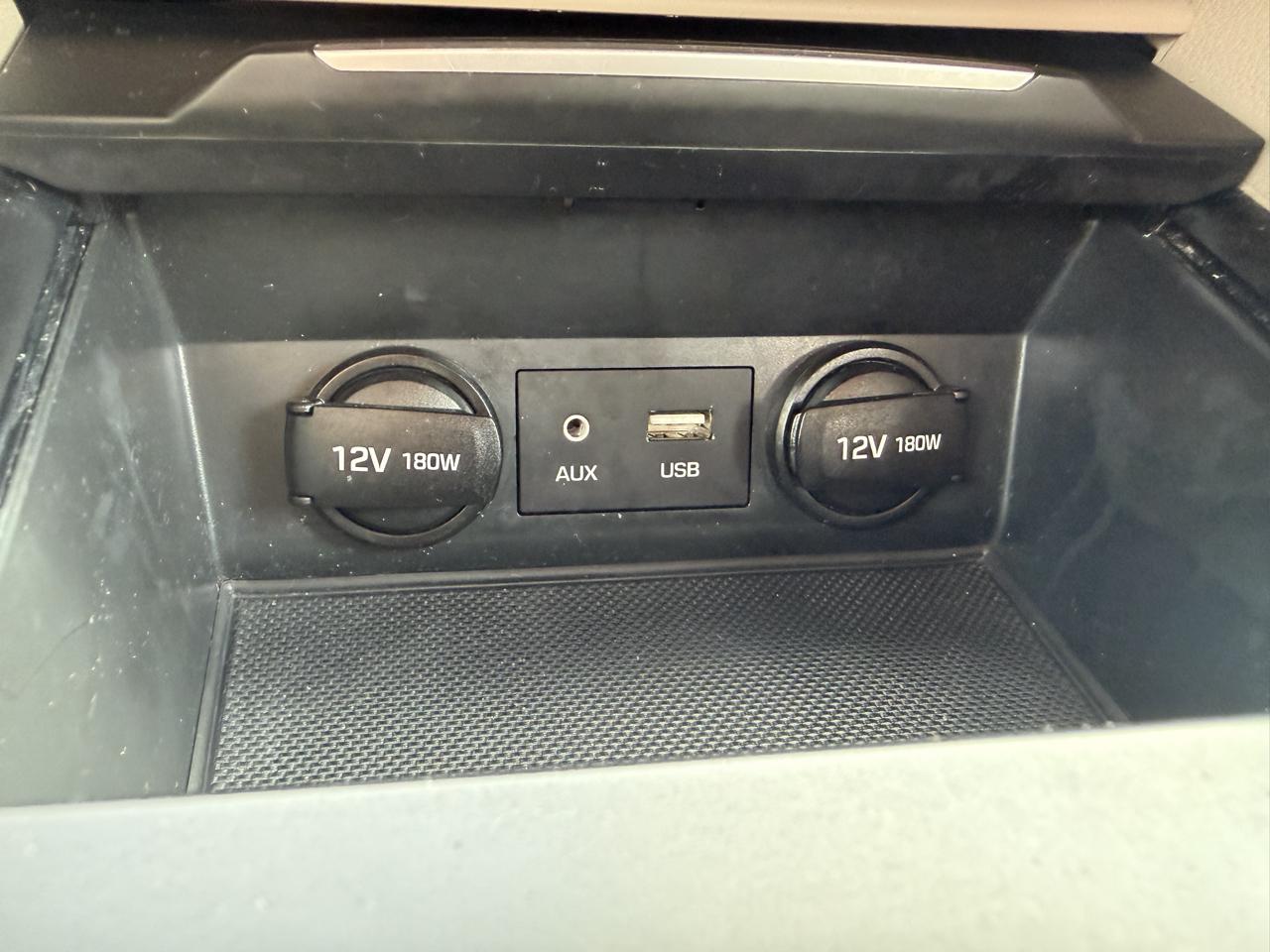 Hyundai Elantra SEL 2018