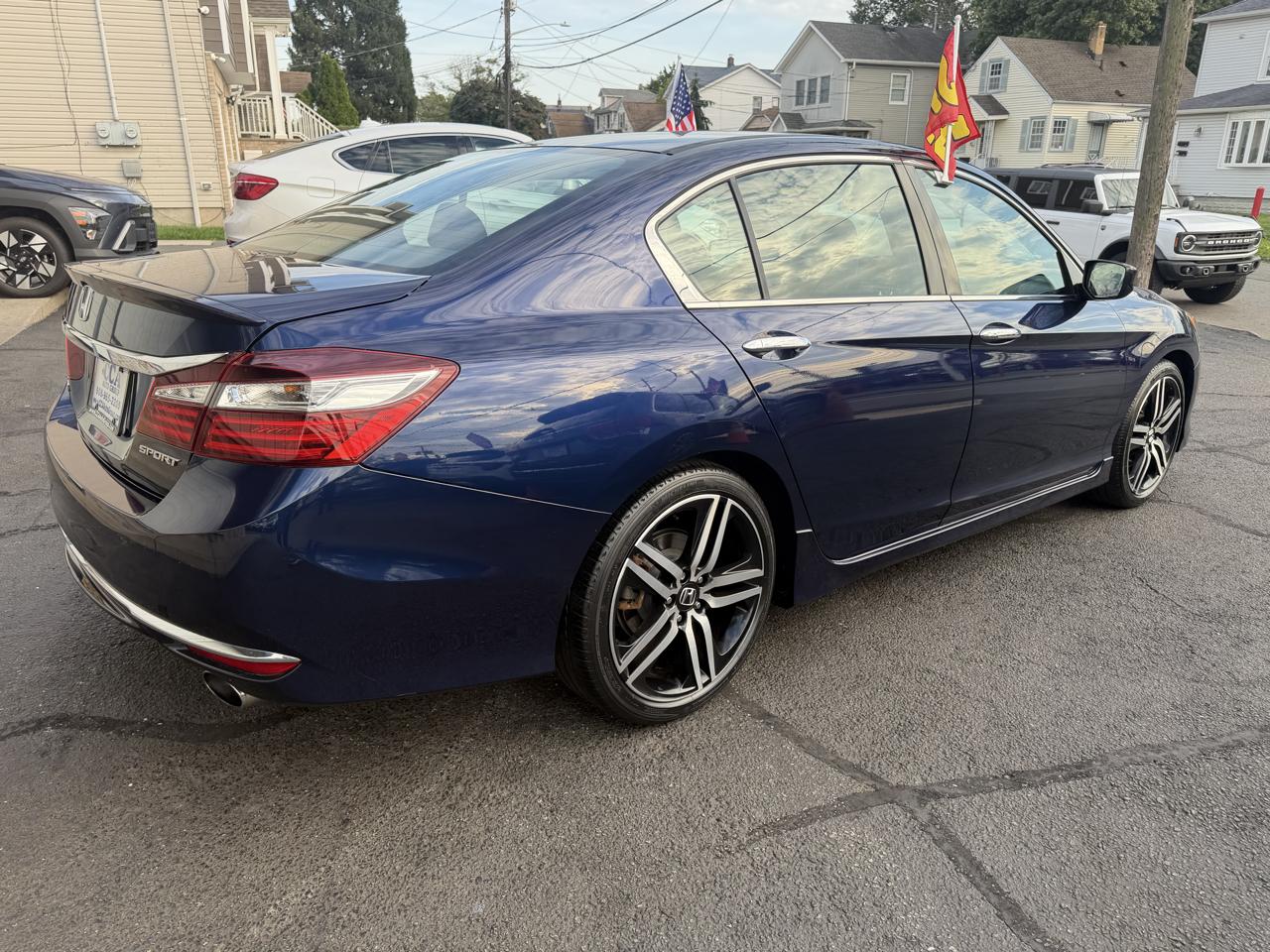 Honda Accord Sedan 4dr I4 CVT Sport w/Honda Sensing 2016