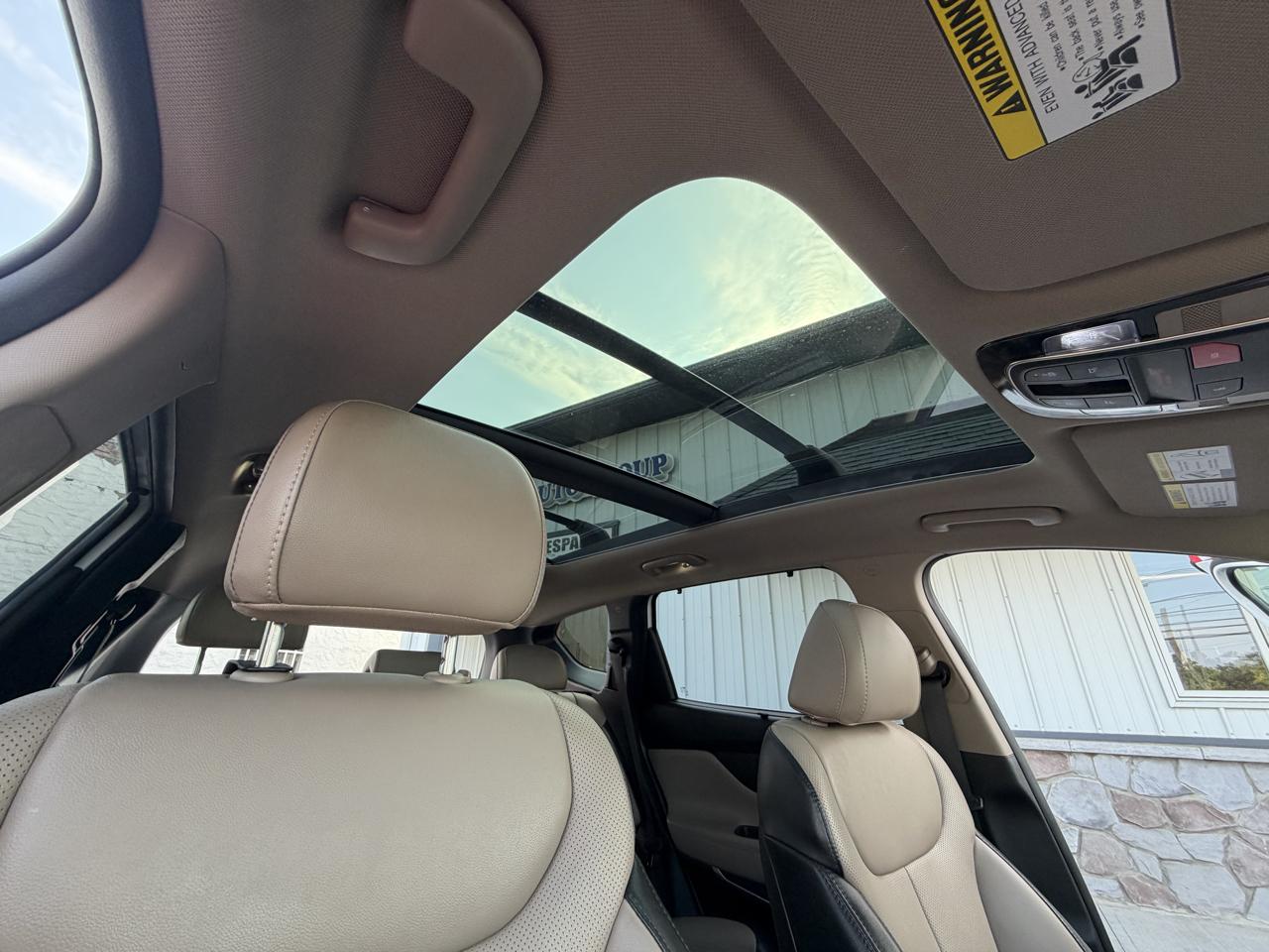 Hyundai Santa Fe SEL w/Premium Package 2023