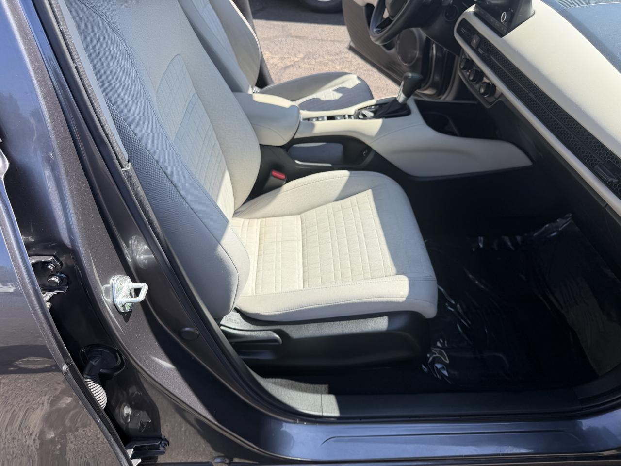 2023 Honda HR-V LX - Photo 9