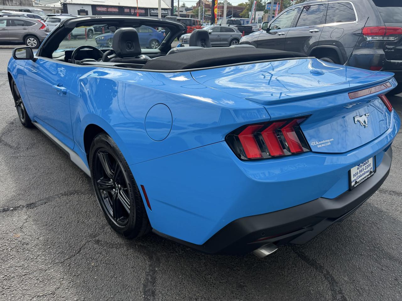 Ford Mustang Eco Premium 2D Convertible 2025