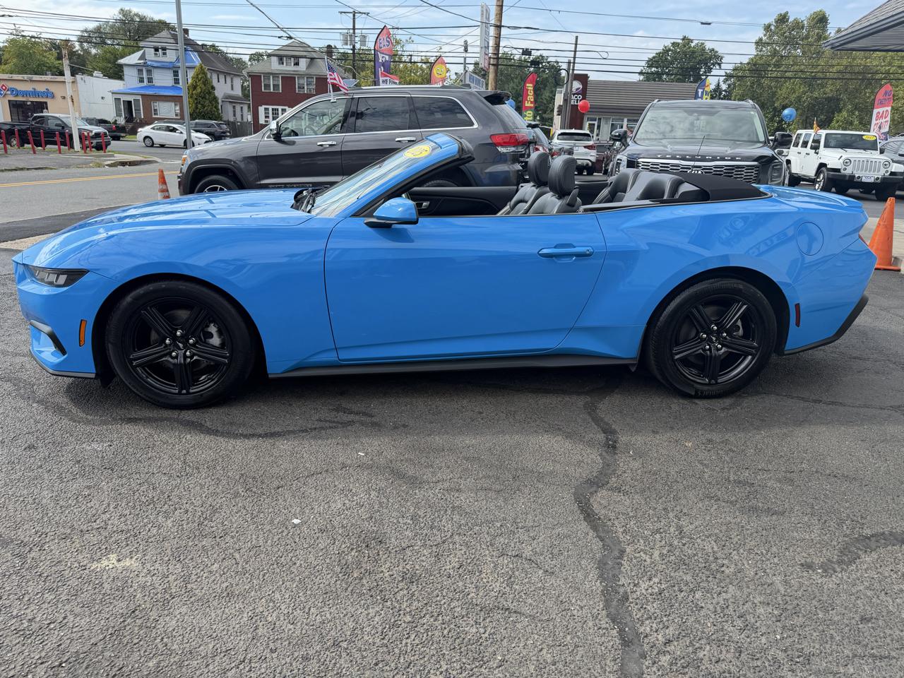 Ford Mustang Eco Premium 2D Convertible 2025