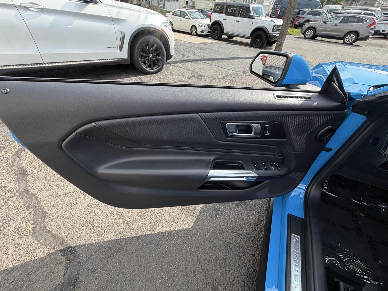 Ford Mustang Eco Premium 2D Convertible 2025