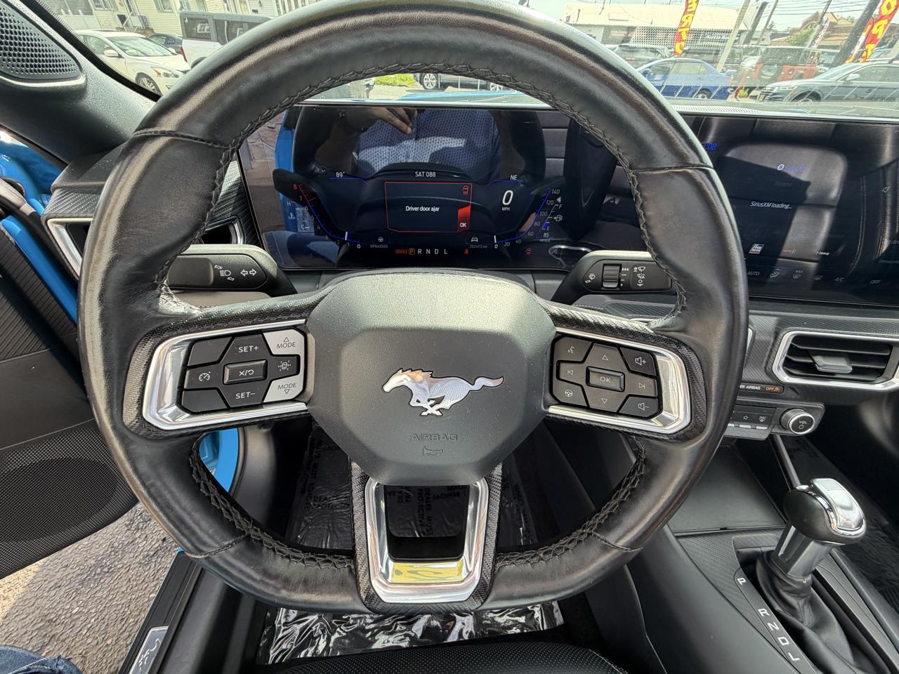 Ford Mustang Eco Premium 2D Convertible 2025