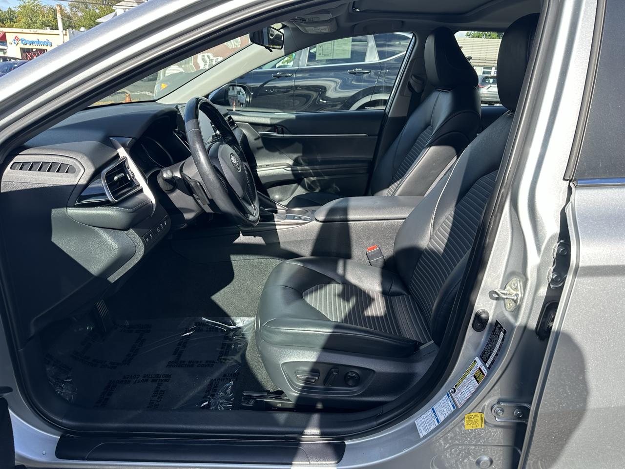 Toyota Camry SE Auto AWD (Natl) 2021