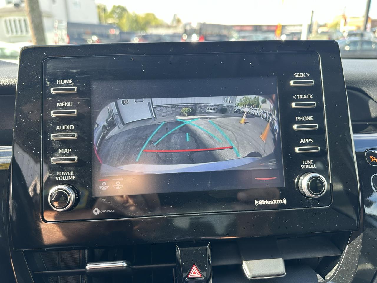 Toyota Camry SE Auto AWD (Natl) 2021