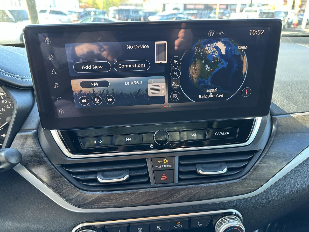 Nissan Altima  2024