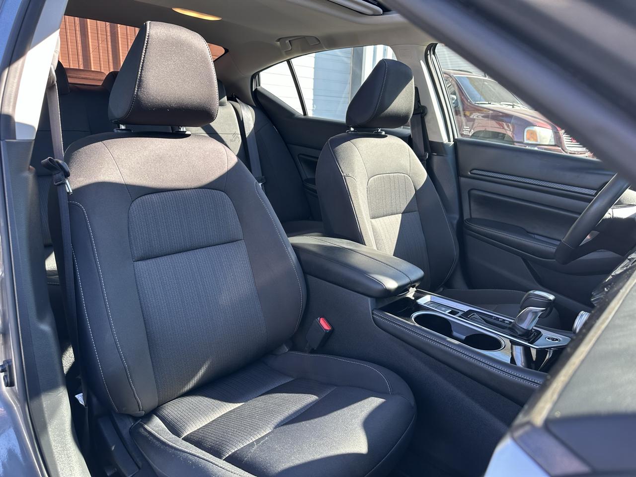 Nissan Altima  2024