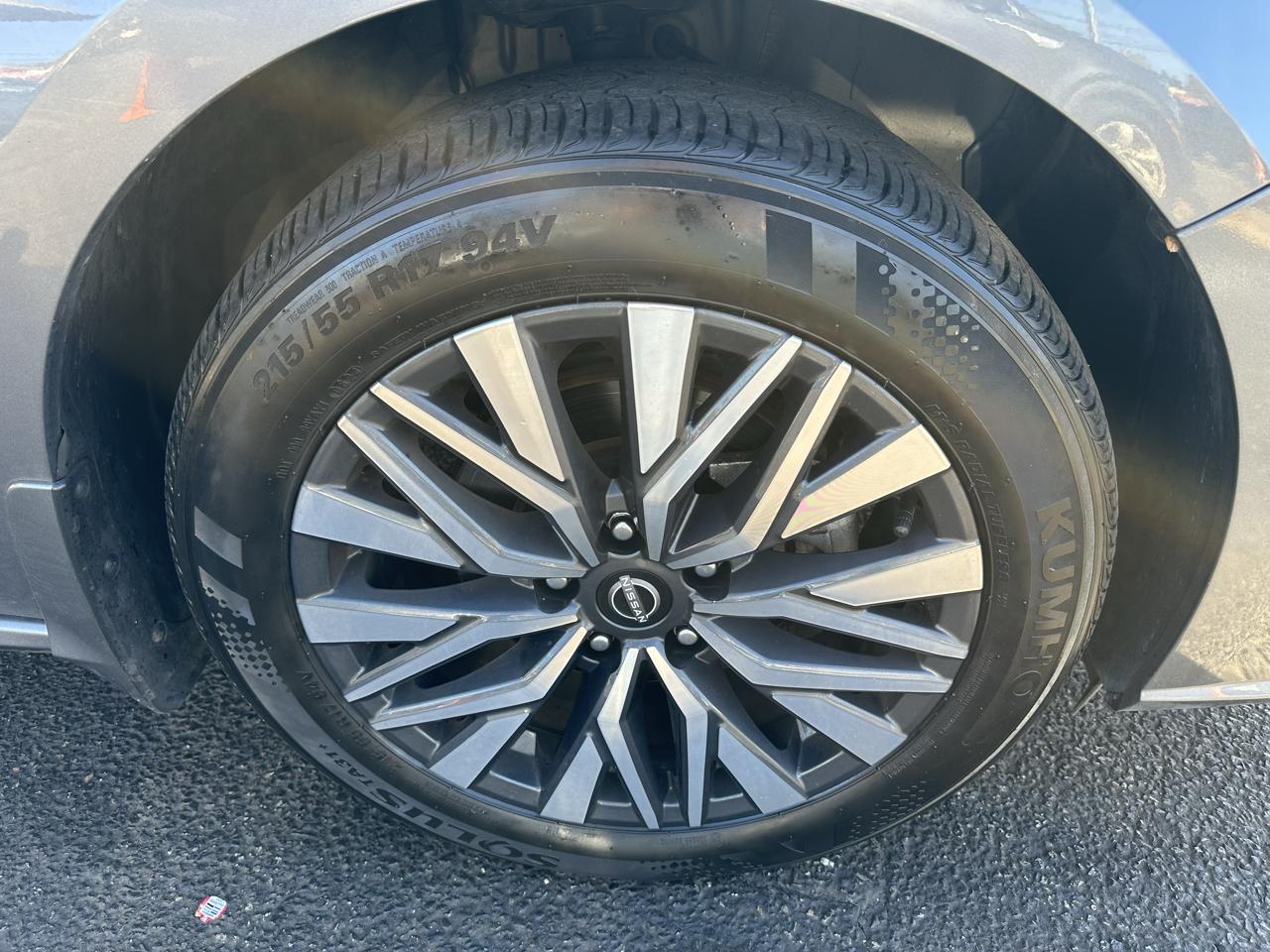Nissan Altima  2024