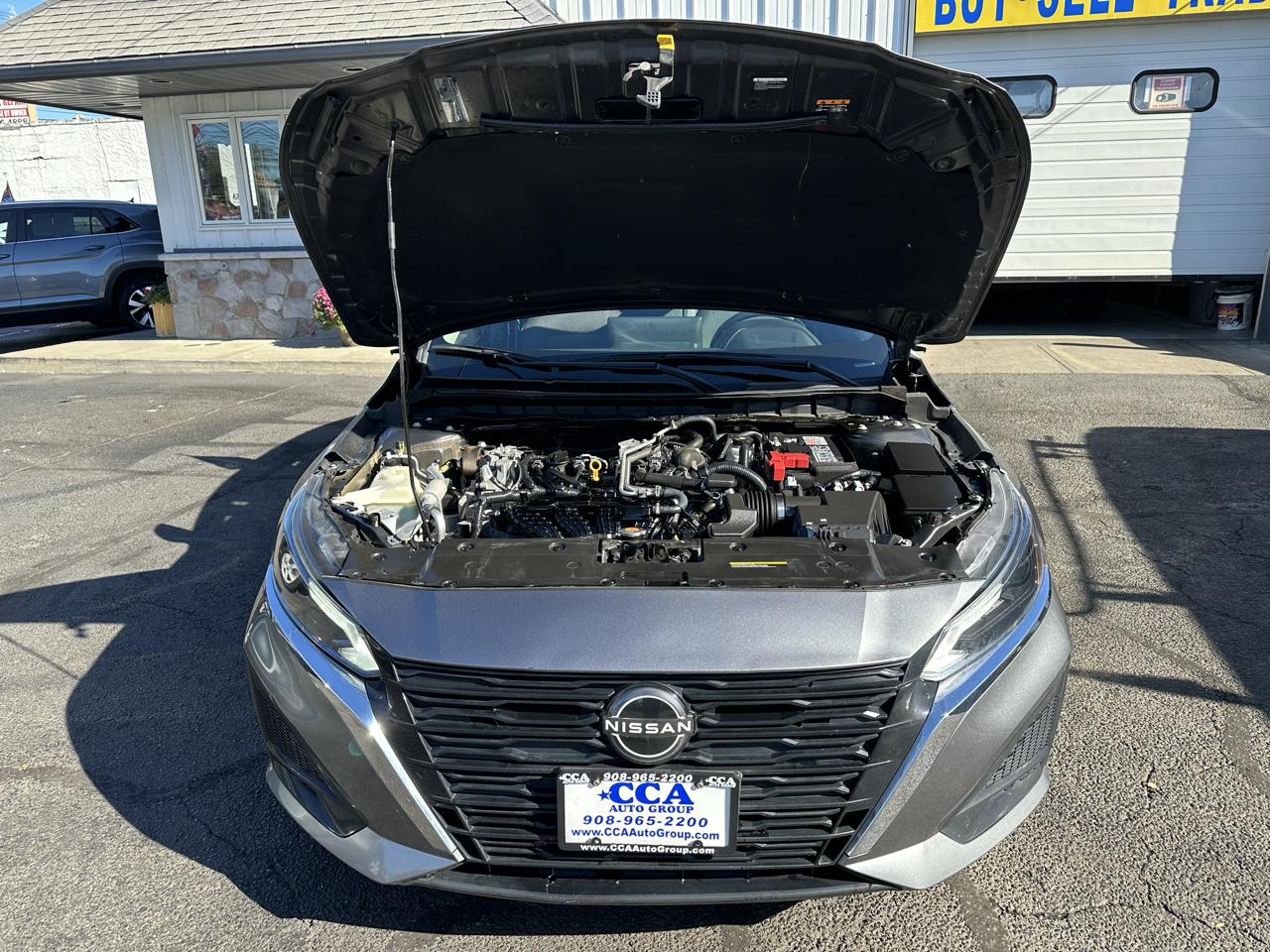 Nissan Altima  2024