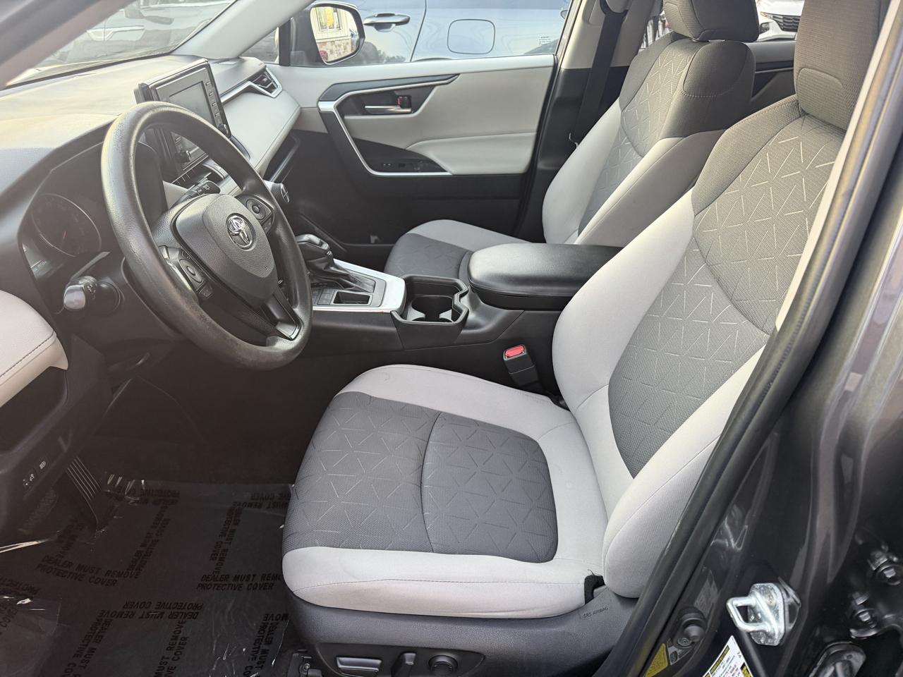 Toyota RAV4  2021
