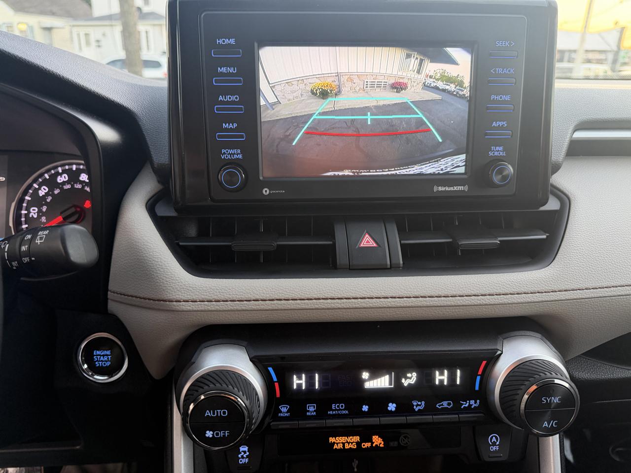 Toyota RAV4  2021