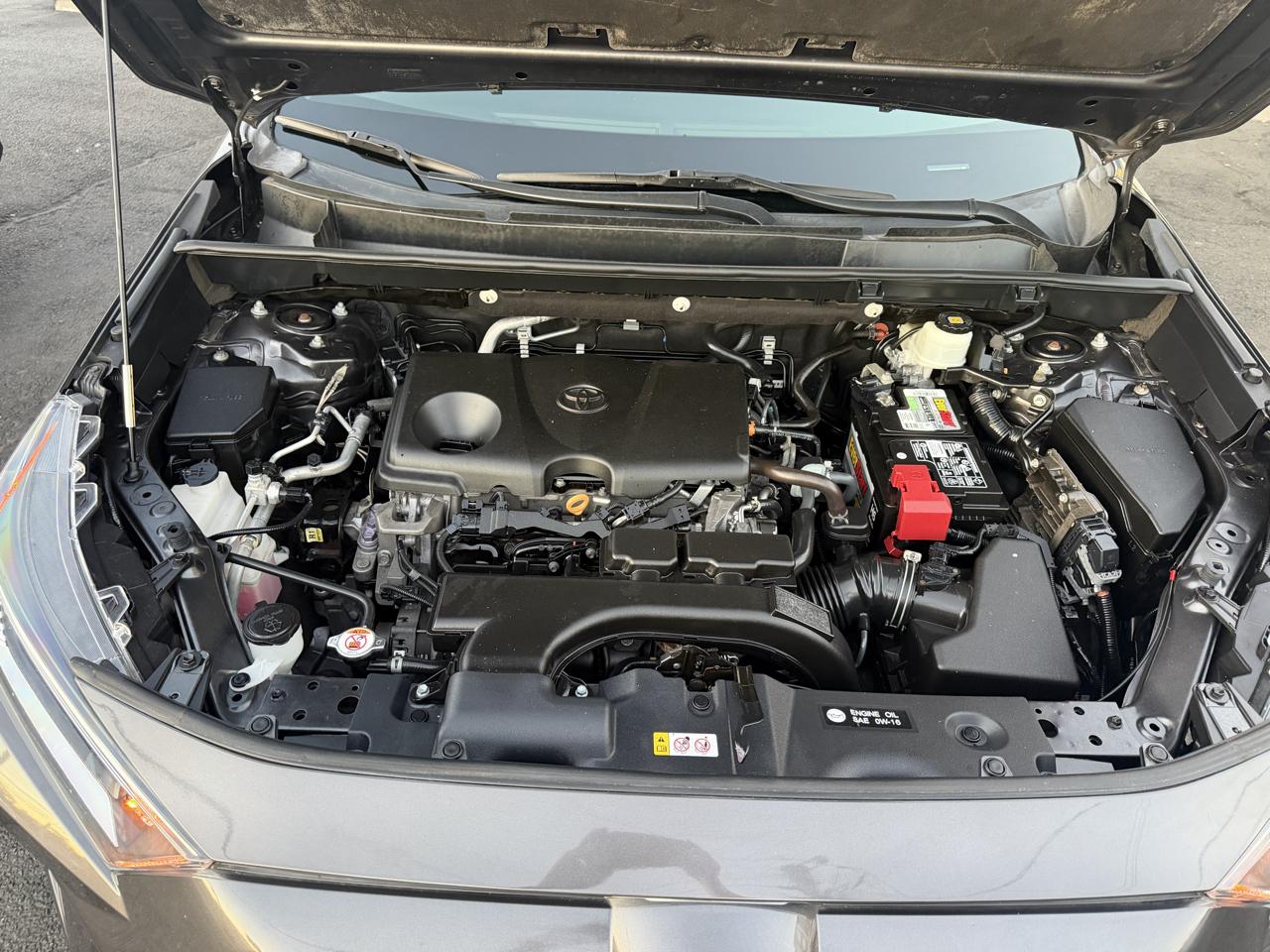 Toyota RAV4  2021