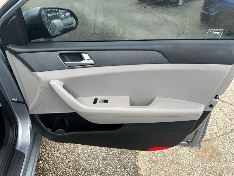 Hyundai Sonata SE 2017