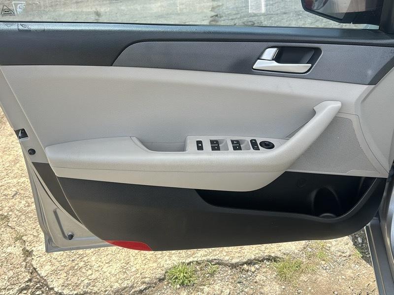 Hyundai Sonata SE 2017