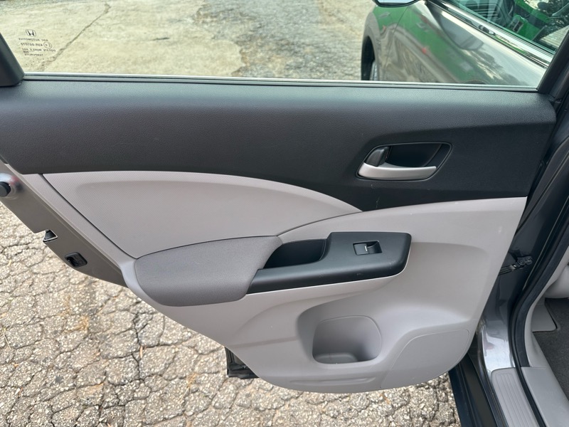 Honda CR-V LX 2WD 5-Speed AT 2013