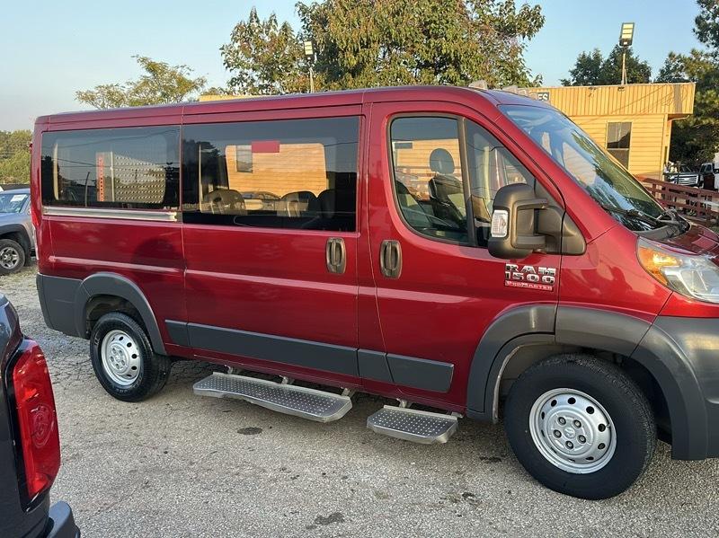 RAM Promaster 1500 Low Roof Tradesman 136-in. WB 2016