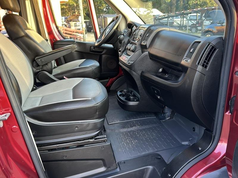 RAM Promaster 1500 Low Roof Tradesman 136-in. WB 2016