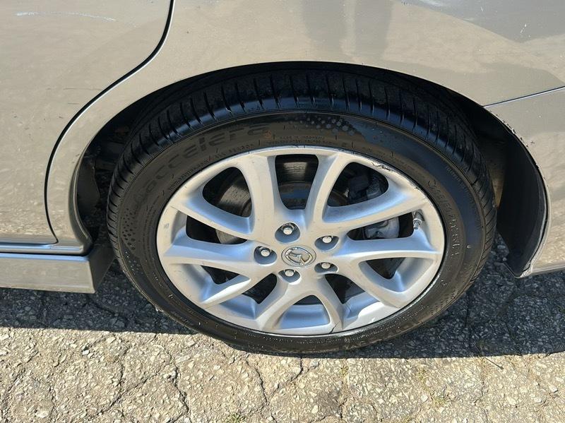 Mazda MAZDA5 Grand Touring 2012