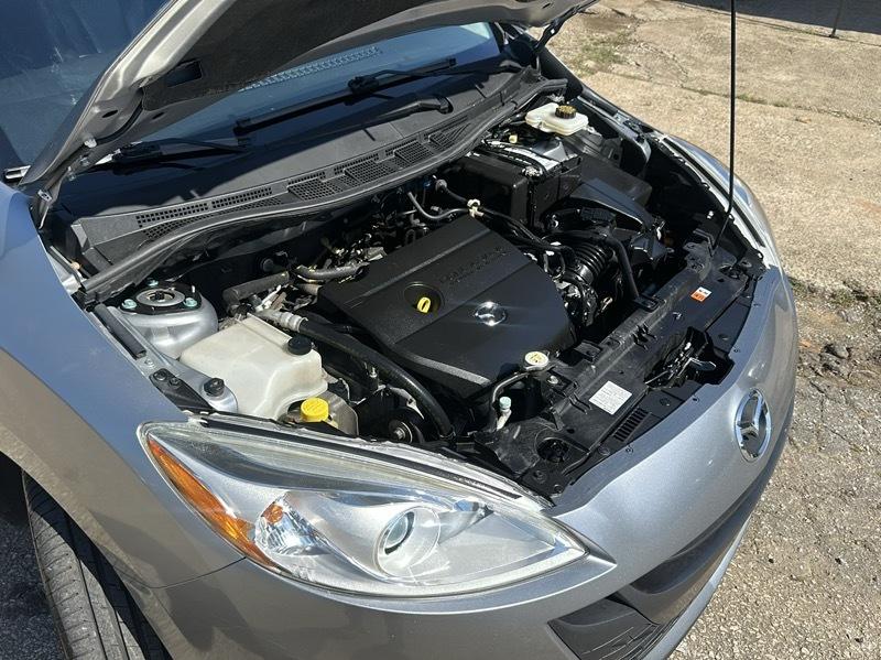 Mazda MAZDA5 Grand Touring 2012