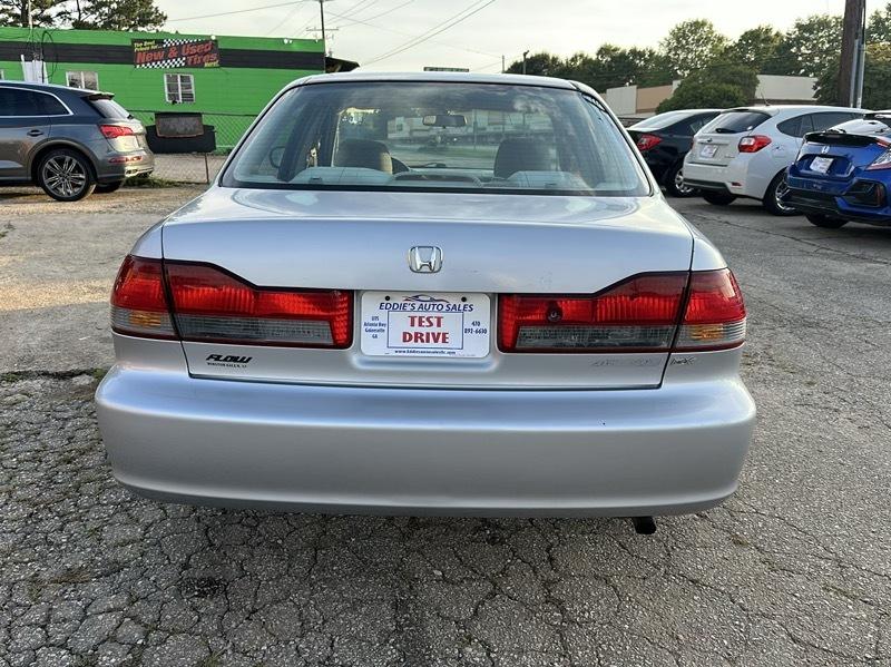 Honda Accord DX sedan 2001